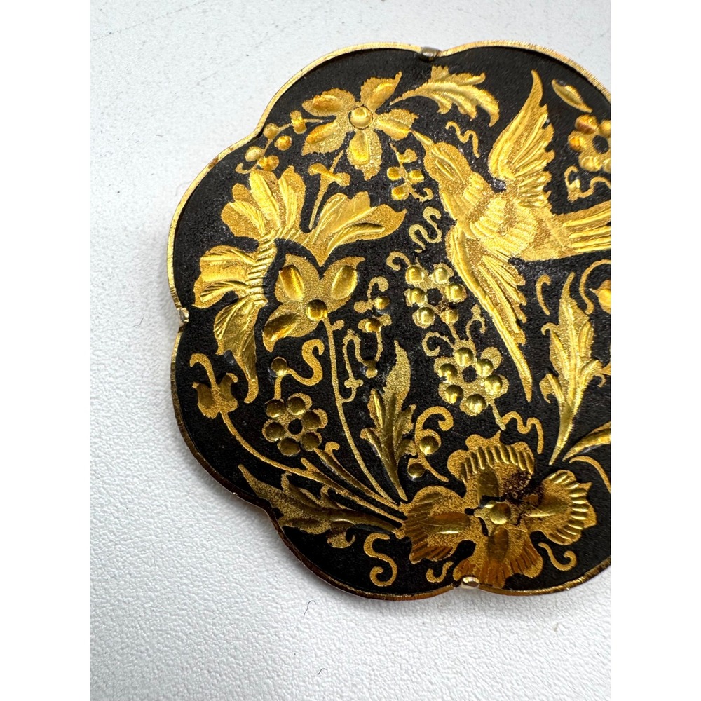 Vintage Spanish Damascene Bird and Floral Brooch Gold Inlay Scalloped Round Pin - Picture 2 of 6